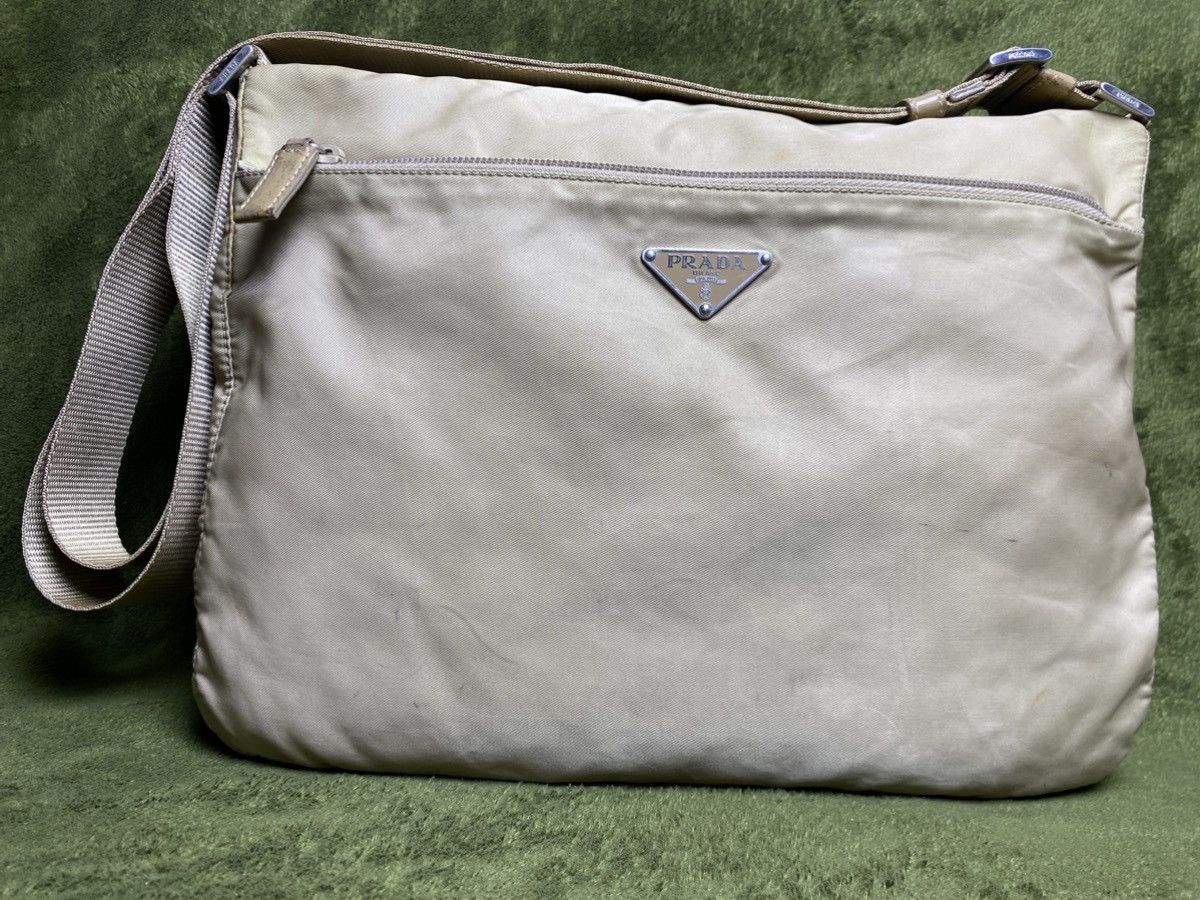 Prada Vintage Prada khaki beige nylon tessuto crossbody bag Size ONE SIZE - 19 Thumbnail