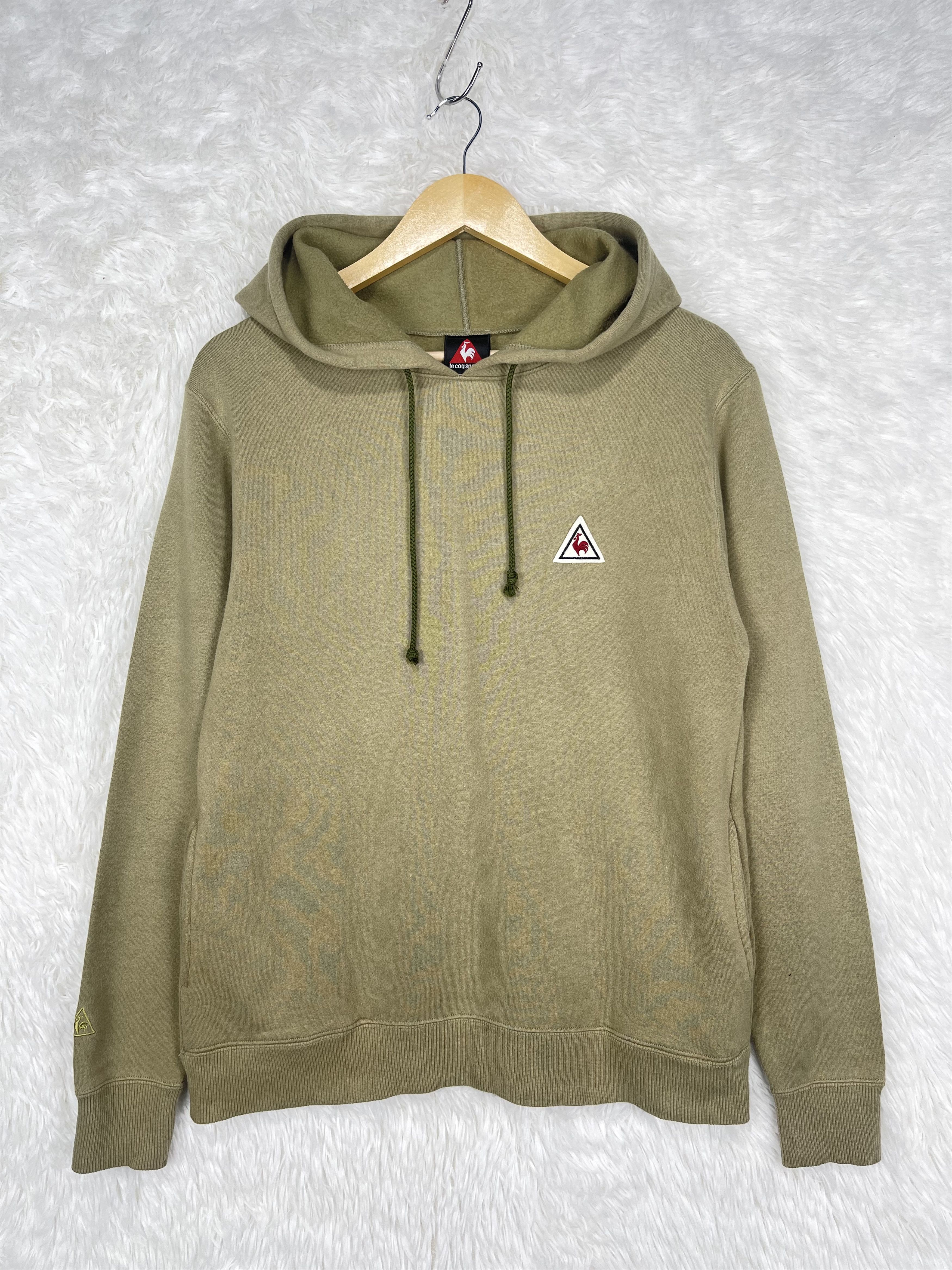 Le Coq Sportif Vintage Le Coq Sportif Hoodie Khaki Green Sweatshirt AS0036 Size US L / EU 52-54 / 3 - 1 Thumbnail
