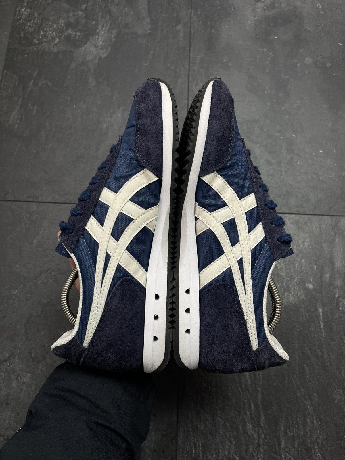 Streetwear Vintage asics onitsuka tiger low top sneakers Size US 6.5 / EU 39-40 - 11 Thumbnail