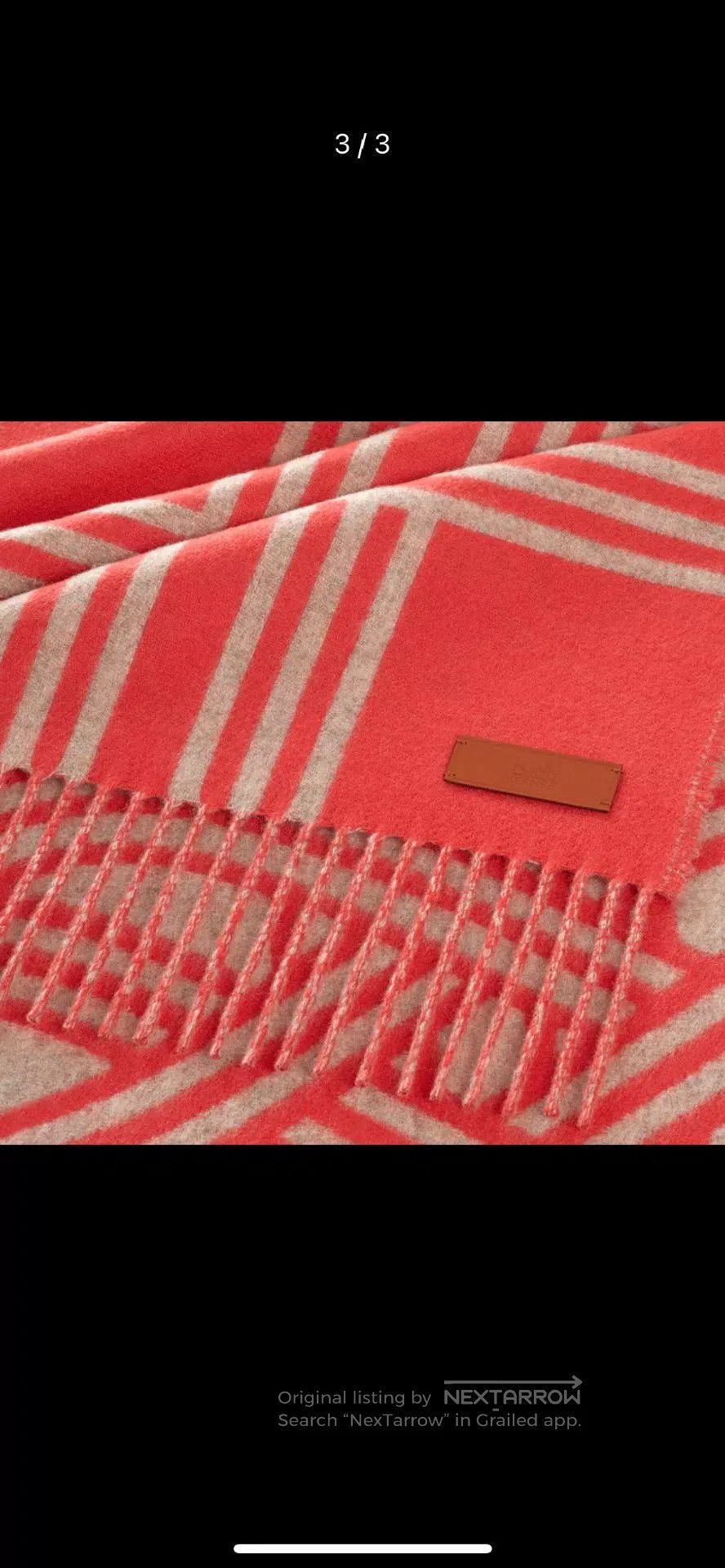 Hermes Hermes Petite Casaque Cashmere Scarf. Size ONE SIZE - 2 Thumbnail