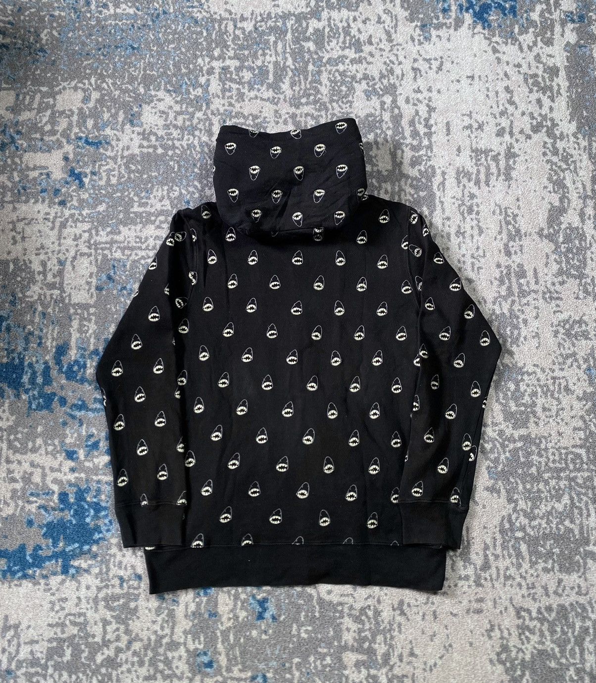 Issey Miyake Mercibeaucoup By Issey Miyake Emboidary Shark Hoodie Size US L / EU 52-54 / 3 - 2 Thumbnail
