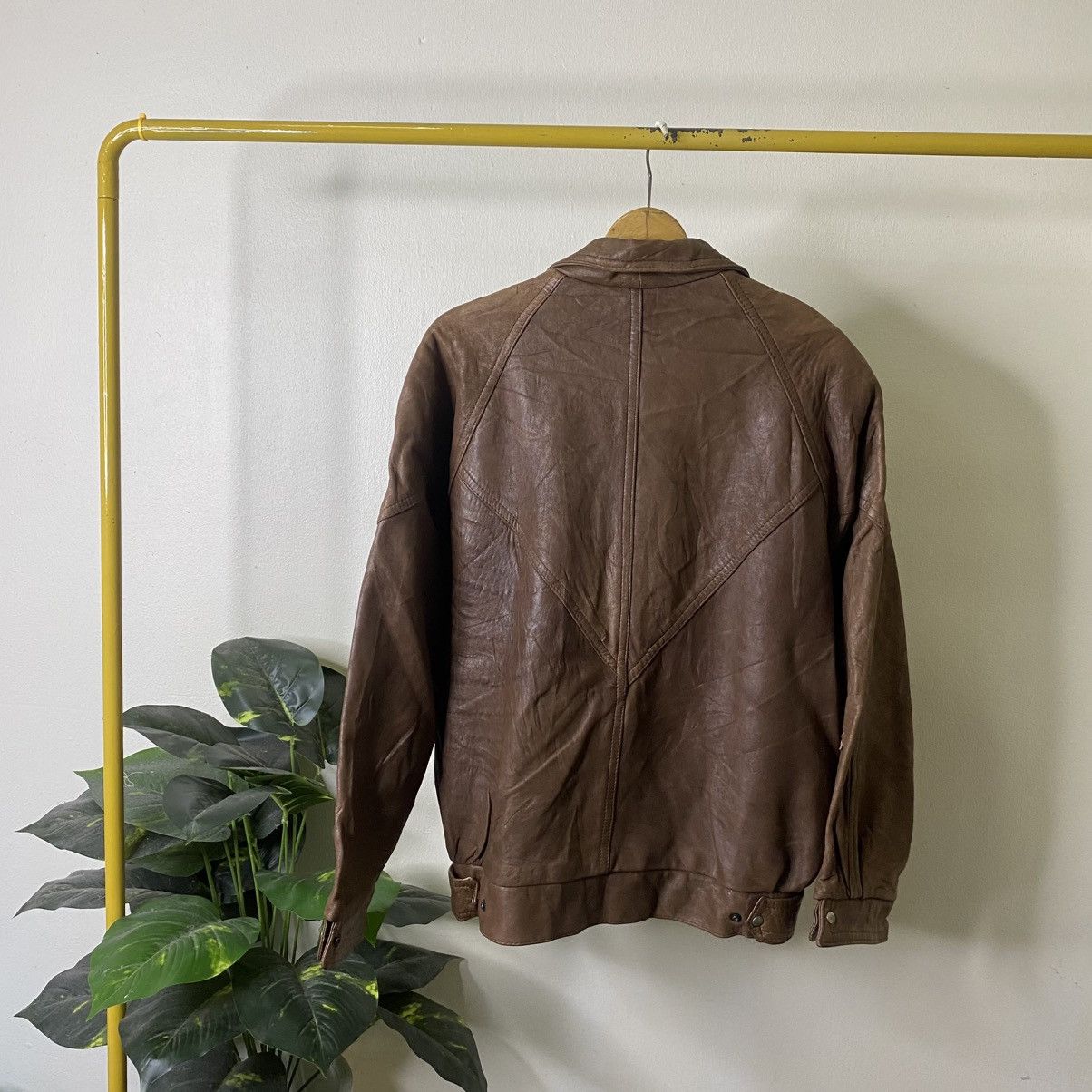 Genuine Leather Vintage 90s Genuine Leather Brown Jacket Size US XL / EU 56 / 4 - 6 Thumbnail
