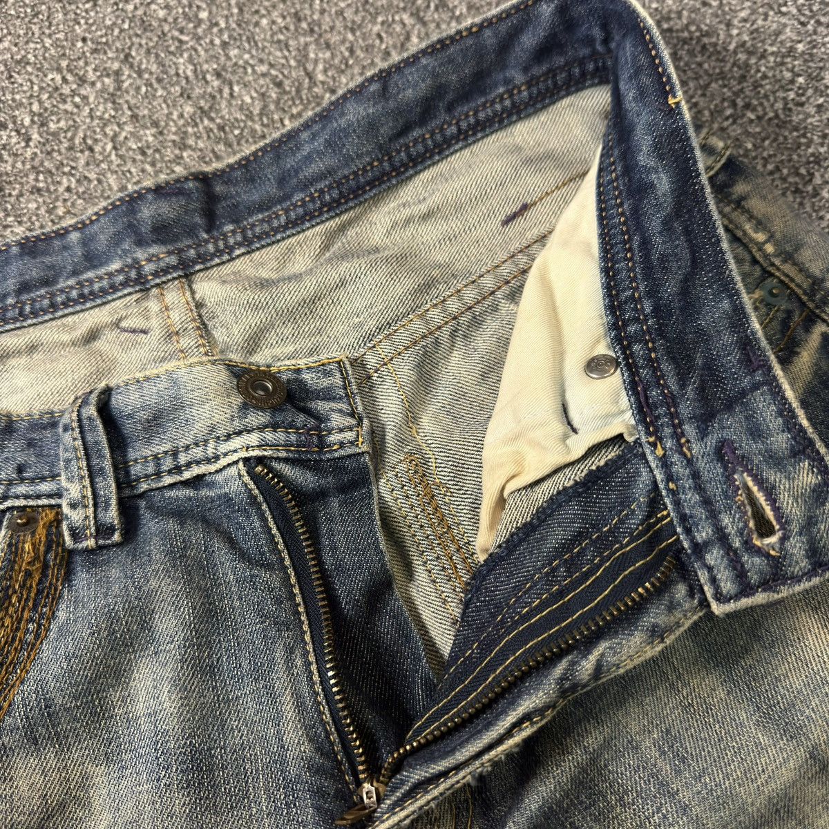 Japanese Brand 🔥🇯🇵 Japanese Distressed Takeo Kikuchi Denim Size US 31 - 14 Thumbnail
