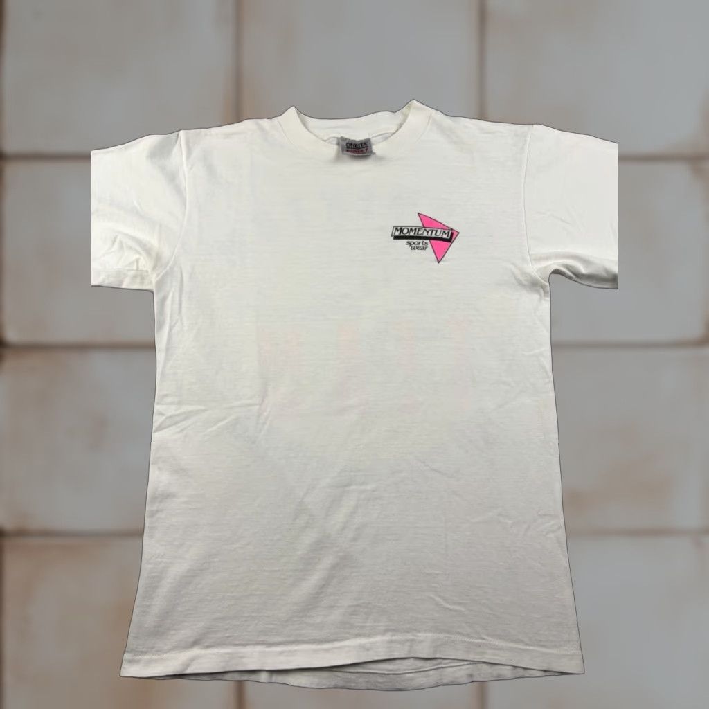 Vintage VINTAGE Volleyball T Shirt Adults Size M White 90s Graphic Print Short Sleeve Crew Neck Cotton Regular Double-Sided Mens Size US M / EU 48-50 / 2 - 1 Thumbnail