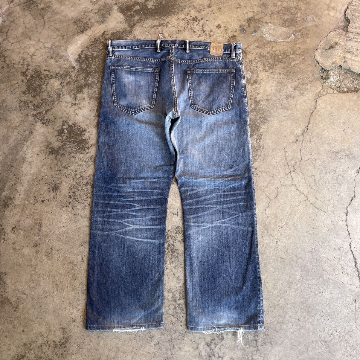 Gap 🔥Vintage GAP Stoned Washed Ripped Distress Denim Jeans Size US 39 - 4 Thumbnail