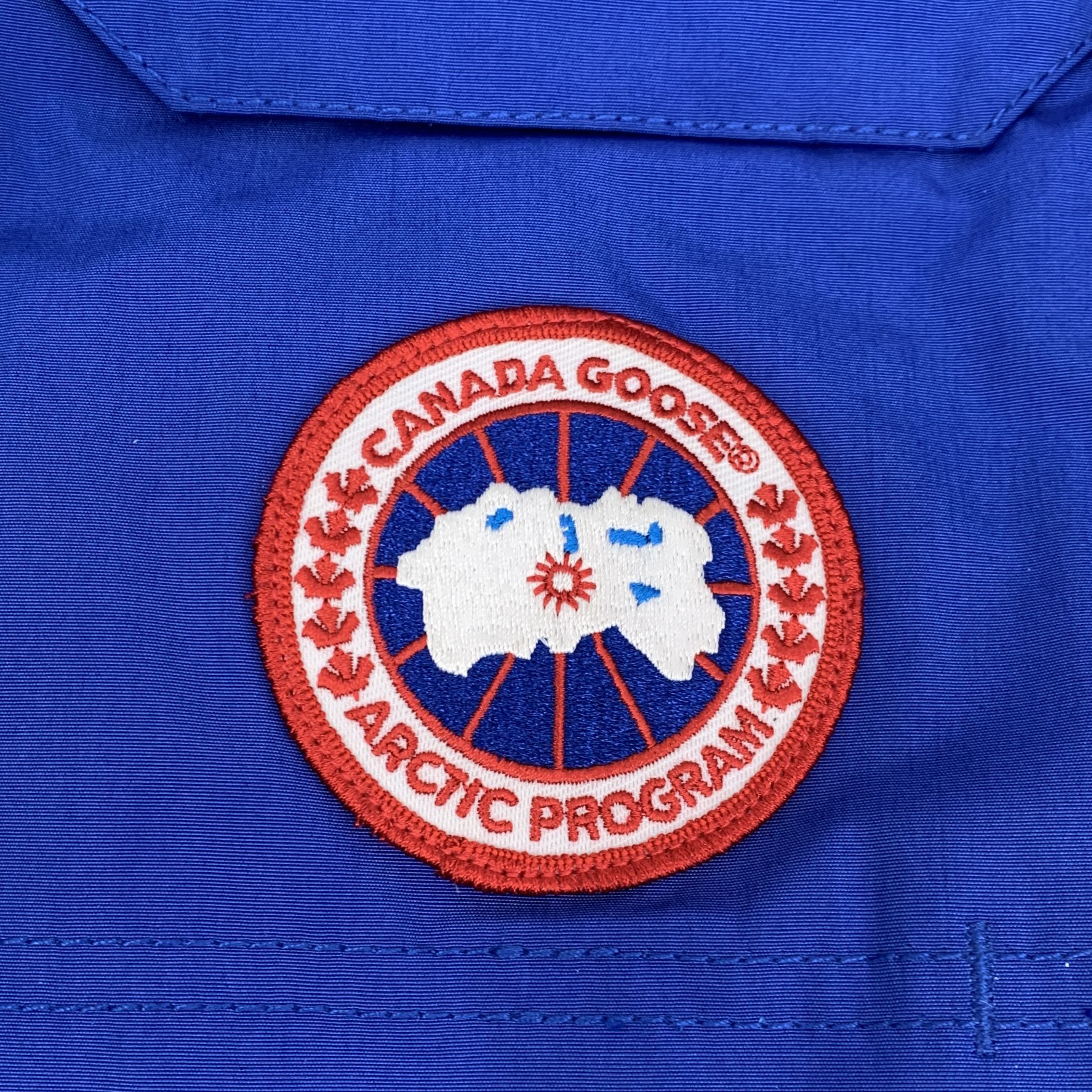 Canada Goose Canada Goose Expedition Fur Hooded Down Jacket Blue (M) Size US M / EU 48-50 / 2 - 5 Thumbnail