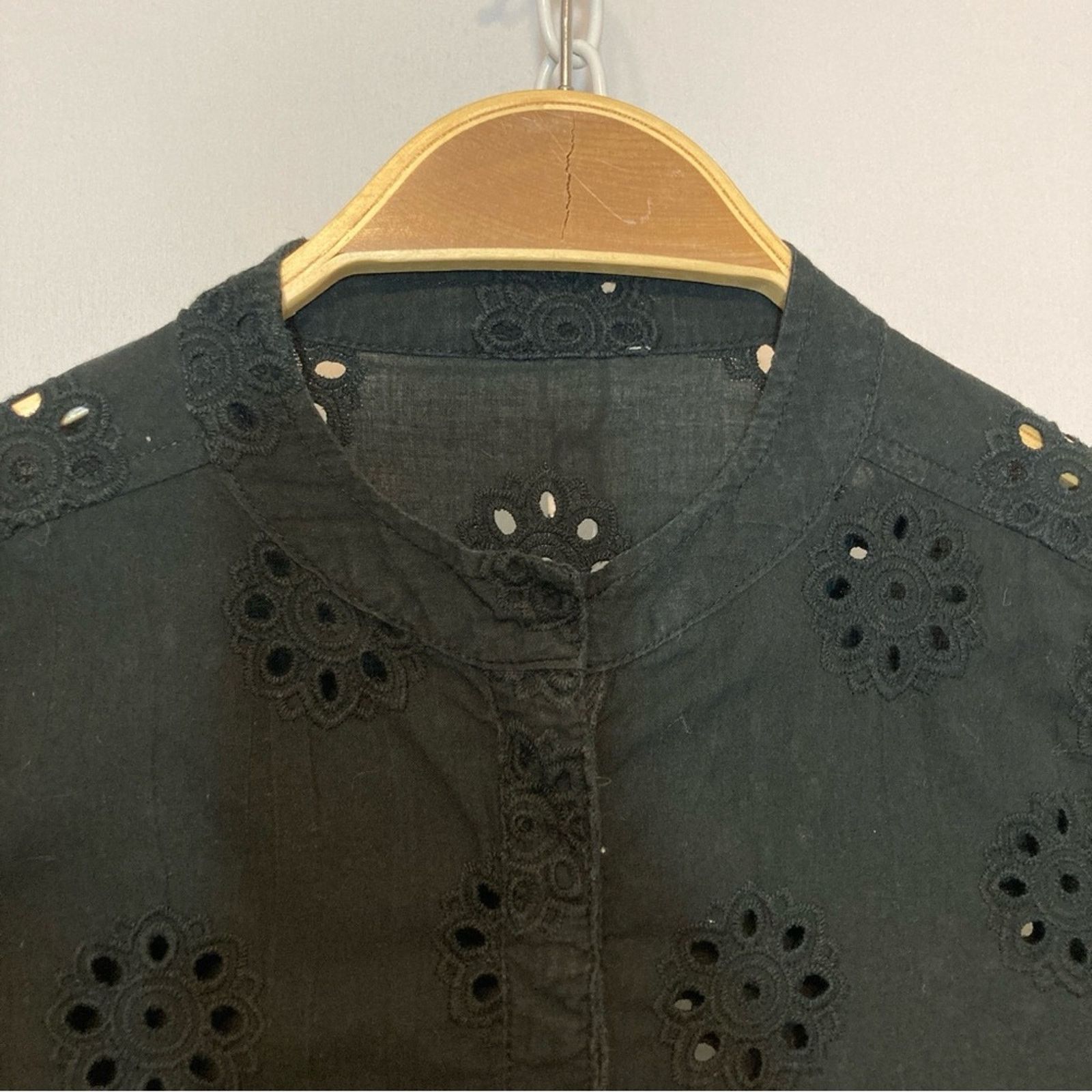 Vintage Vintage Black Eyelet Floral Long Sleeve Tunic Blouse Top Size S / US 4 / IT 40 - 2 Thumbnail