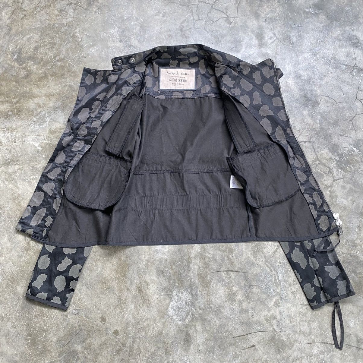 Tornado Mart 2000s Gead News Vkei Style Bikers Jacket Size US S / EU 44-46 / 1 - 3 Thumbnail