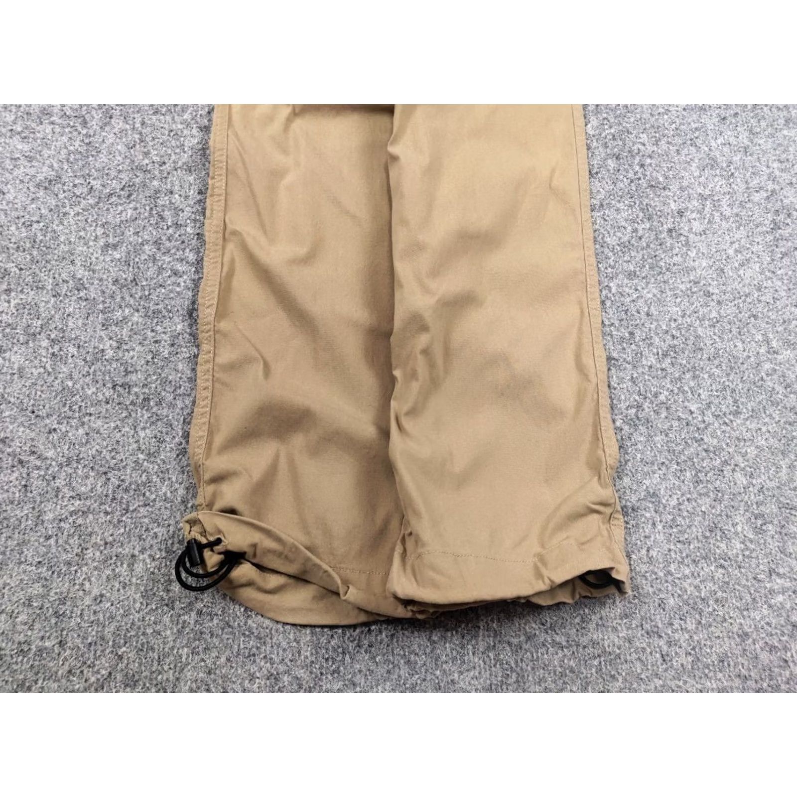 The North Face The North Face Beige Nylon Zip Trouser Pants Vintage Style Men 34 Beige Cargo Pattern 90s The North Face Size US 34 / EU 50 - 6 Thumbnail