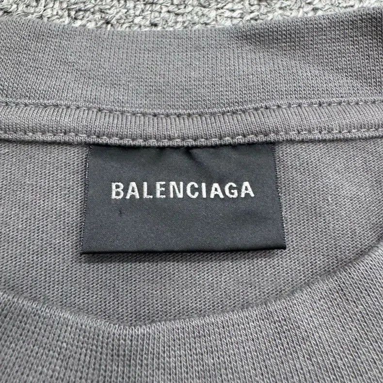 Balenciaga Balenciaga Distressed Coke Print Tee. Size US M / EU 48-50 / 2 - 3 Thumbnail
