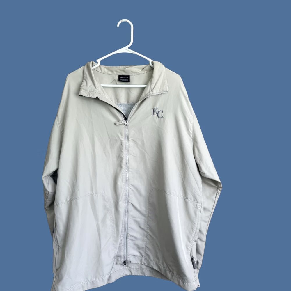 Nike Nike Kansas City Golf Zip Up Jacket XL Mens Ivory Cream Windbreaker Varsity Full Zip Size US XL / EU 56 / 4 - 1 Thumbnail