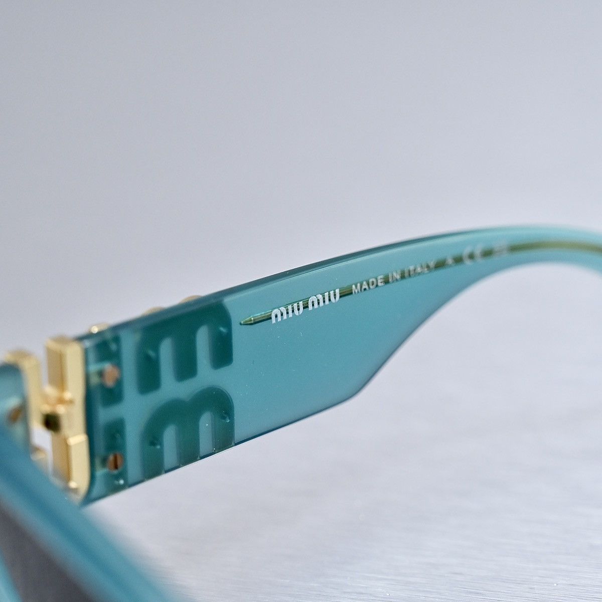 Miu Miu MIU MIU 0MU 09WS SUNGLASSES Size ONE SIZE - 4 Thumbnail