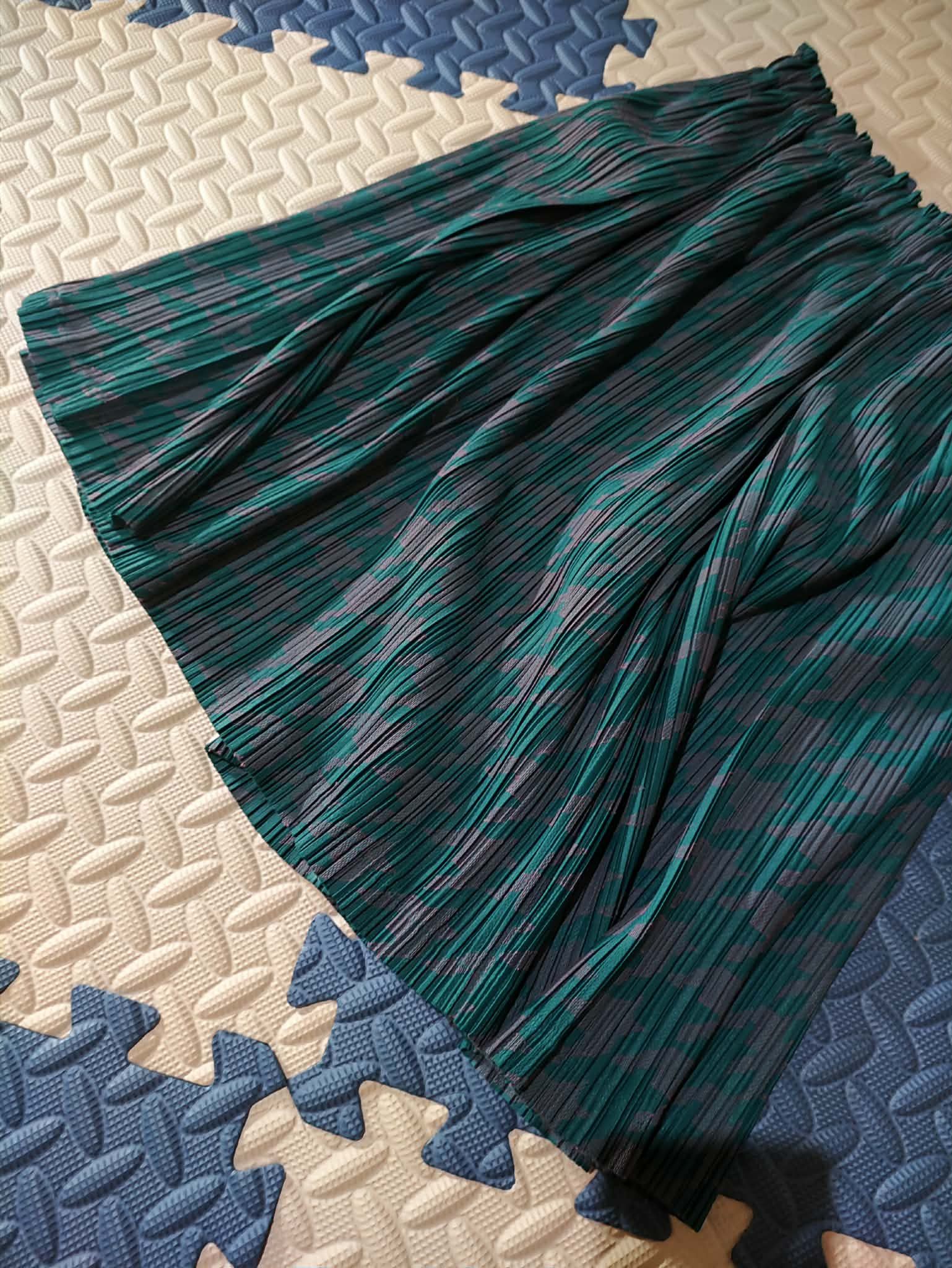Pleats Please Issey Miyake Pleats Please Size 24" / US 00 / IT 34 - 3 Thumbnail