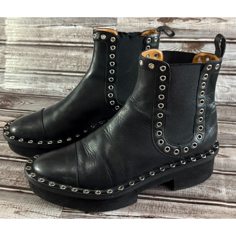 Robert Clergerie Robert Clergerie leather studded Chelsea boots size 38.5 US Size US 8.5 / IT 38.5 - 1 Thumbnail