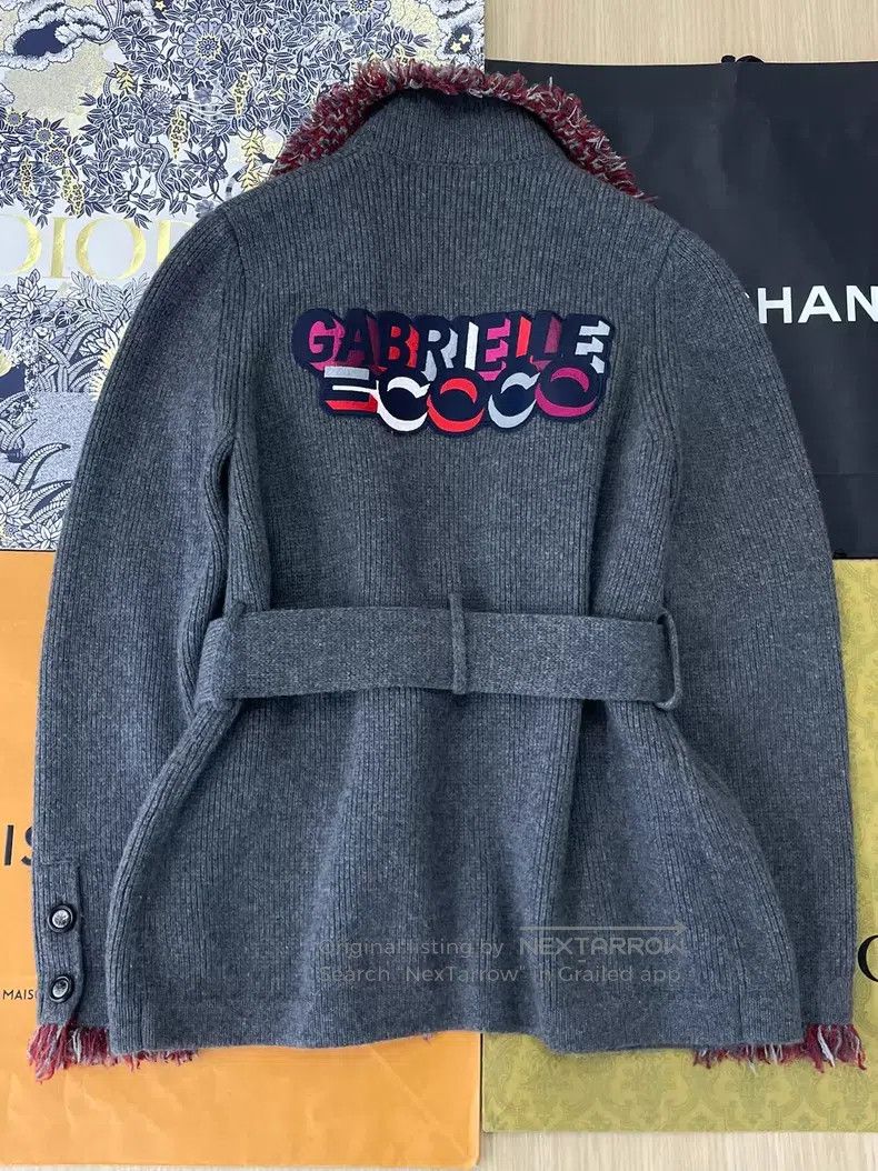 Chanel Chanel Gray coco letter printed tweed stitching ticed cash Size S / US 4 / IT 40 - 2 Thumbnail