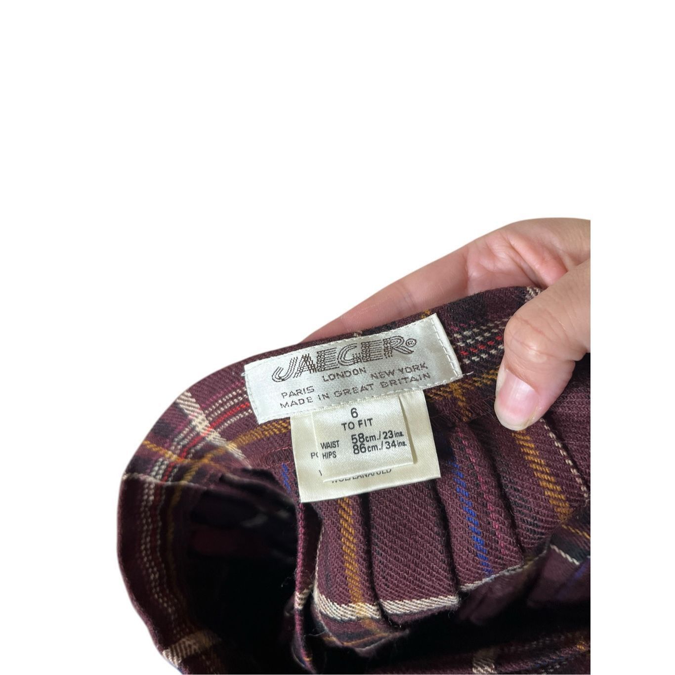 Jaeger Vintage Jaeger Wool Blend Pleated Plaid Tartan Midi Skirt Size 6 Maroon Size 28" / US 6 / IT 42 - 9 Thumbnail