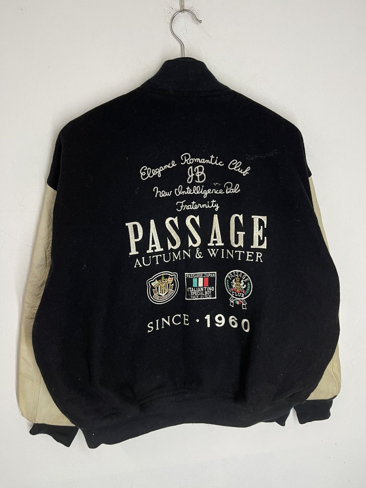 Japanese Brand × Vintage VINTAGE AUTUMN WINTER PASSAGE VARSITY LEATHER Size US L / EU 52-54 / 3 - 3 Thumbnail