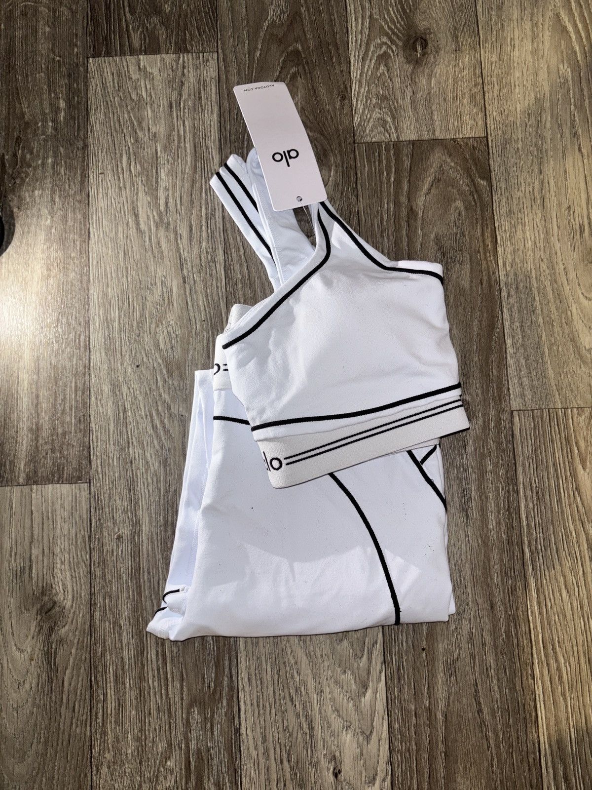 Other Alo Hearthrob Size M / US 6-8 / IT 42-44 - 3 Thumbnail