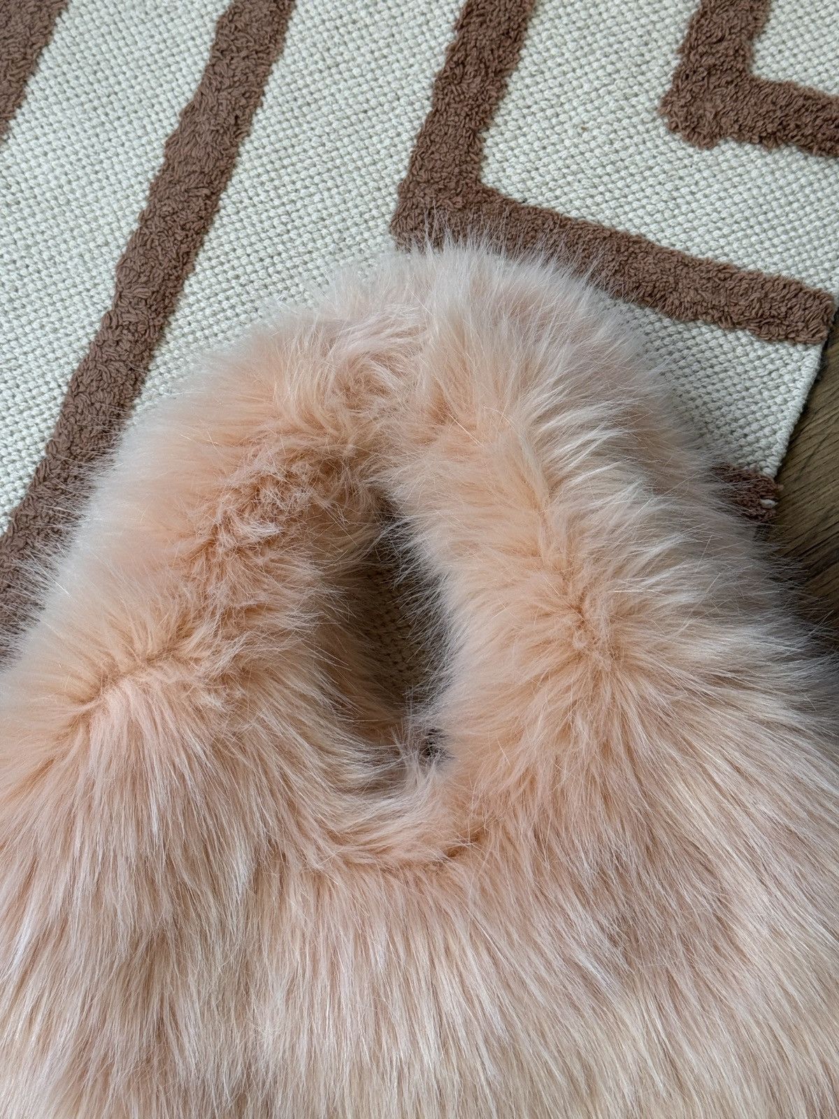 Japanese Brand FLUFFY FUR MOHAIR HAND BAG Size ONE SIZE - 5 Thumbnail