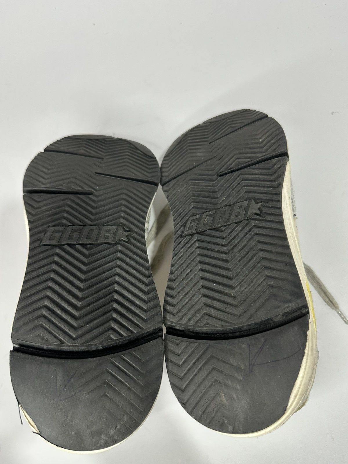 Golden Goose Golden Goose White & Silver Running Sole Women’s Sneakers. Size US 5.5 / EU 38 - 11 Thumbnail