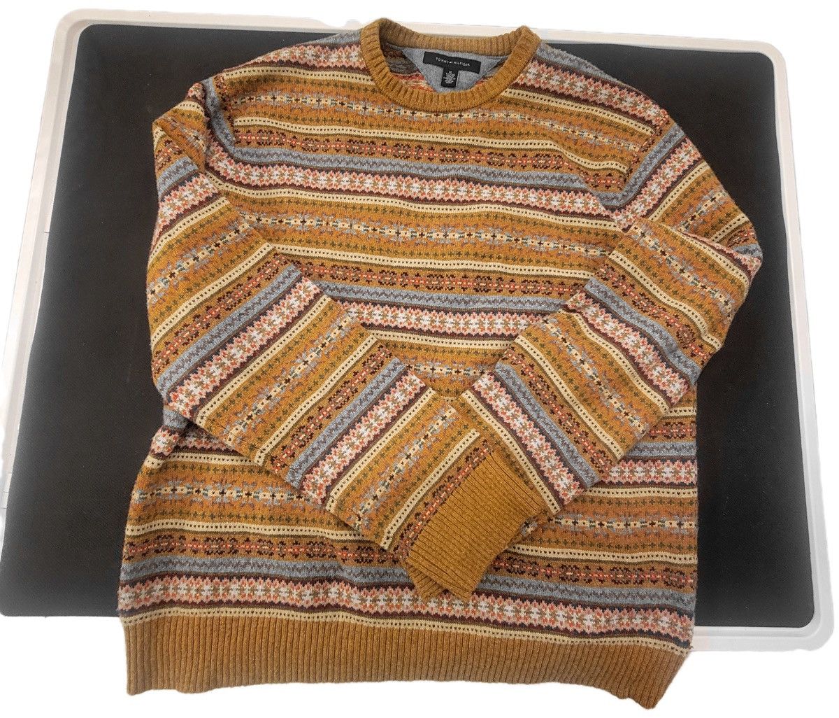Tommy Hilfiger Tommy Hilfiger Lambswool Blend Fair Isle Nordic Sweater Size US XL / EU 56 / 4 - 1 Thumbnail