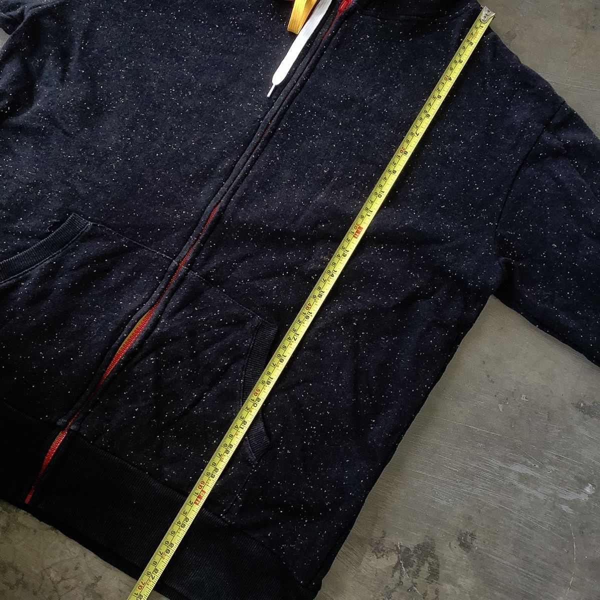 Disney Rare Galaxy Disney Hoodie Size L / US 10 / IT 46 - 11 Thumbnail