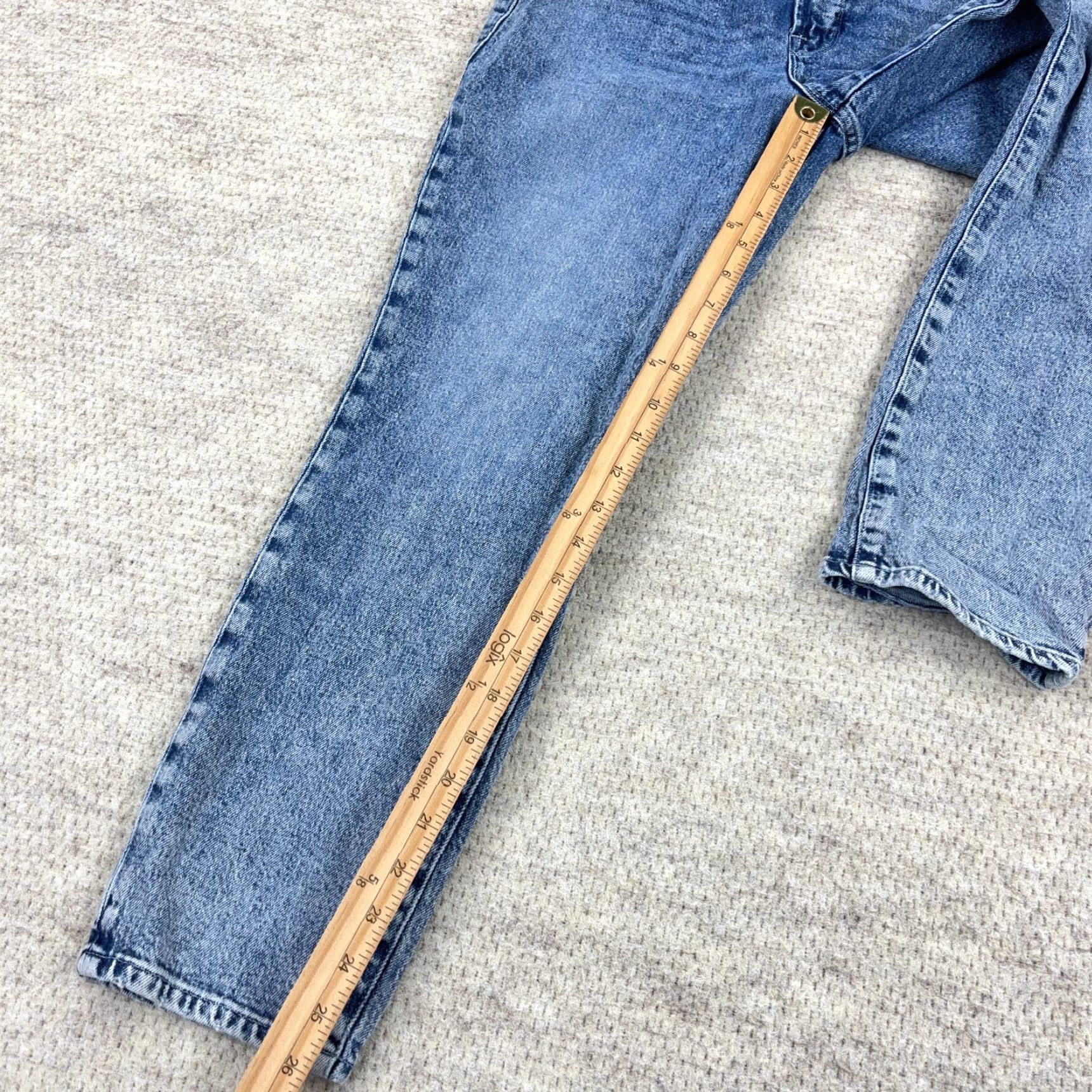 Good American Good American Jeans Women 8 Skinny Fit 29x26 Denim Blue Medium Wash Distressed Pockets Stretch Regular Classic Modern Pants Size 30" / US 8 / IT 44 - 7 Thumbnail