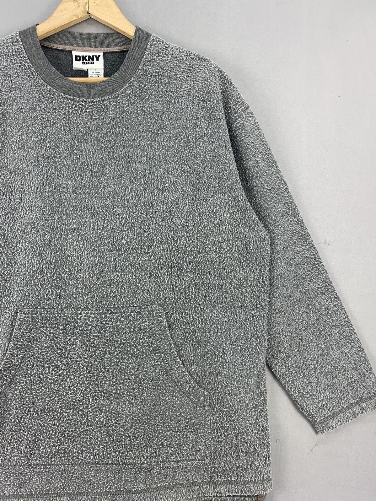 DKNY Vintage DKNY USA Baggy Pullover Oversize Sweatshirt Size US L / EU 52-54 / 3 - 3 Thumbnail