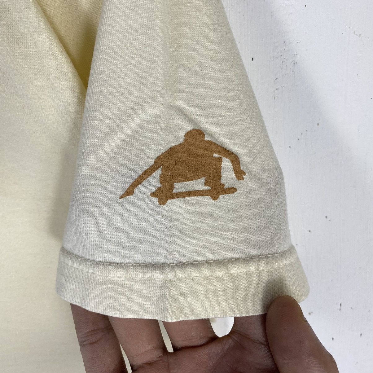 Vintage Vintage 00's DUFFS SKATEBOARDING Click Duffs Skateboards Tee Size US M / EU 48-50 / 2 - 5 Thumbnail