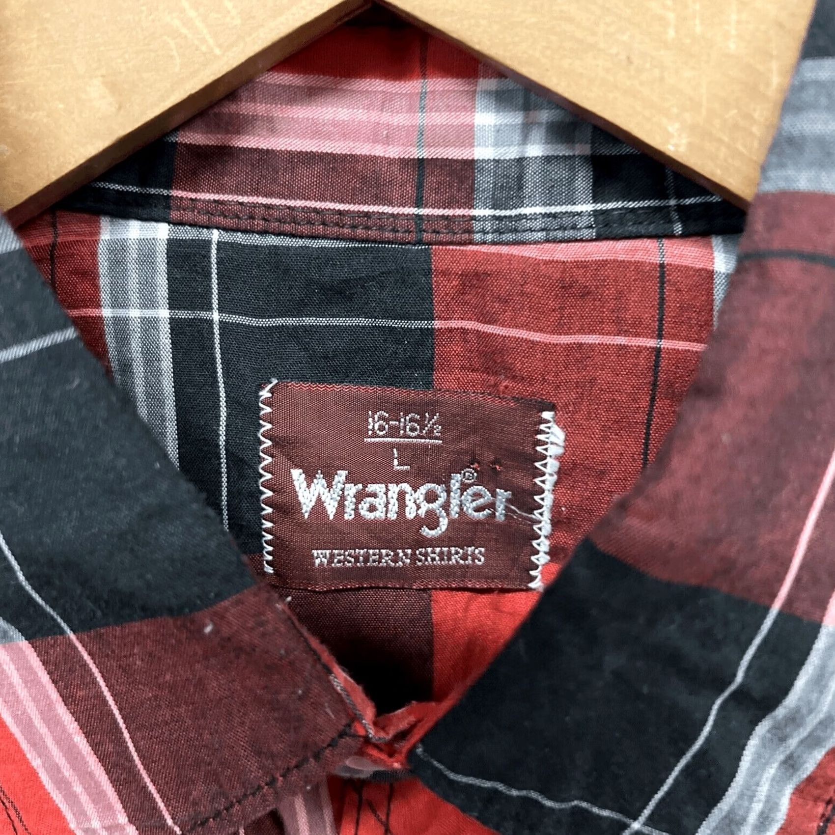 Wrangler Wrangler Men’s Red Plaid Pearl Snap Long Sleeve Shirt Size L Western Size US L / EU 52-54 / 3 - 2 Thumbnail