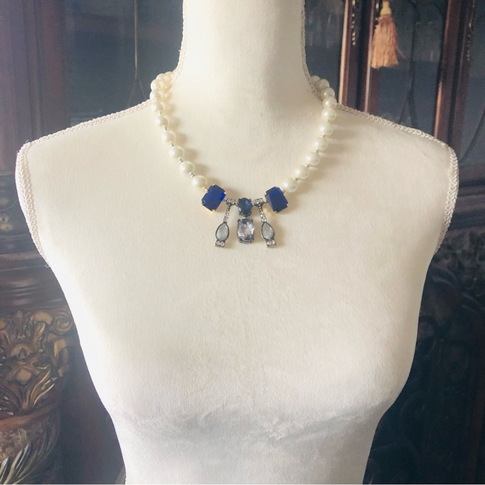 Handmade Handcrafted classy elegant white glass Pearl necklace Size ONE SIZE - 4 Thumbnail