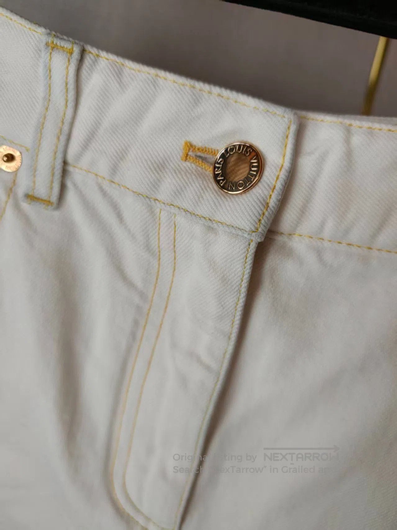 Louis Vuitton LV Authentic Women's Shorts. Size 28" / US 6 / IT 42 - 6 Thumbnail