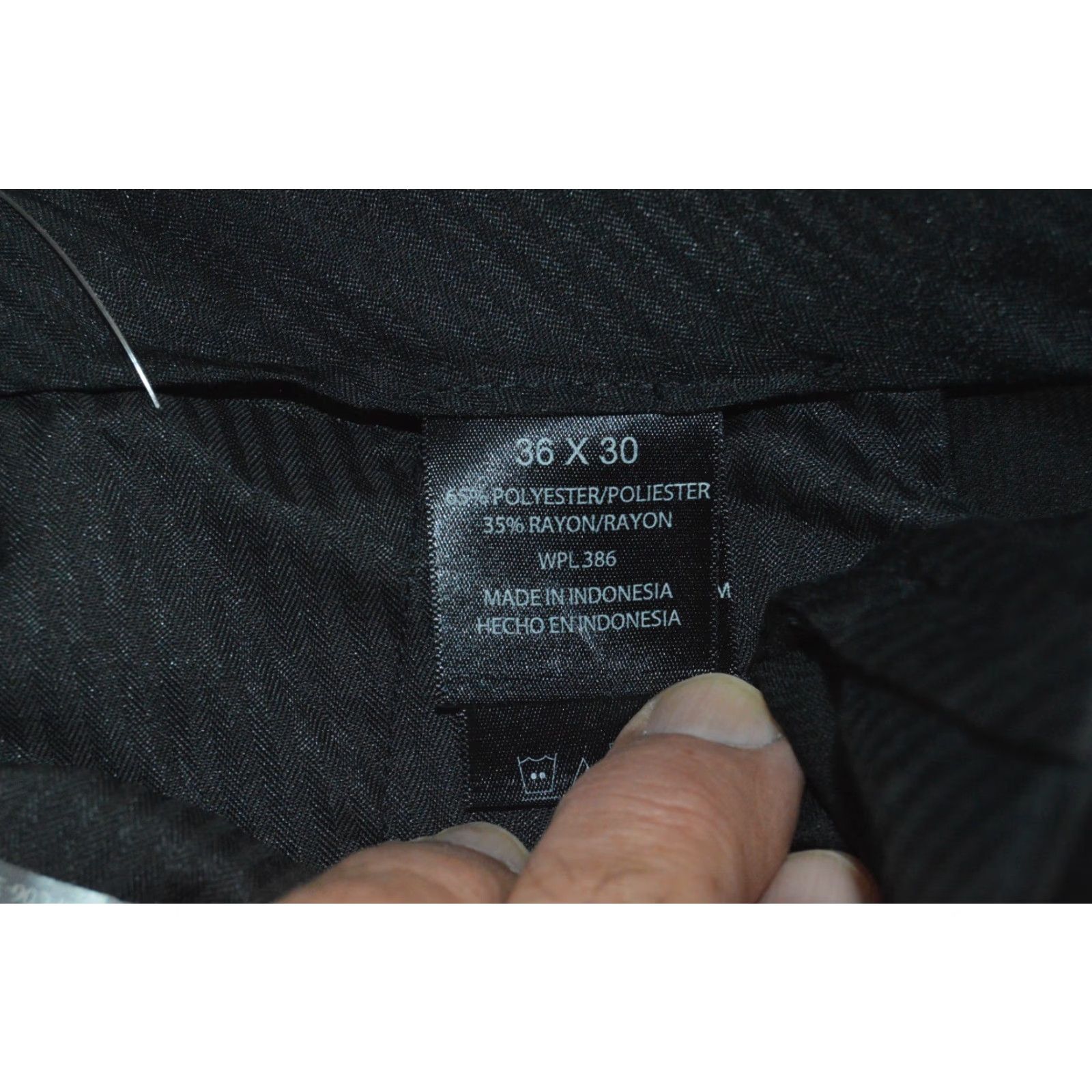 Kenneth Cole KENNETH COLE REACTION Flat Front PANTS Black mini cord SIZE 36 x 30 NWT Size US 36 / EU 52 - 8 Thumbnail