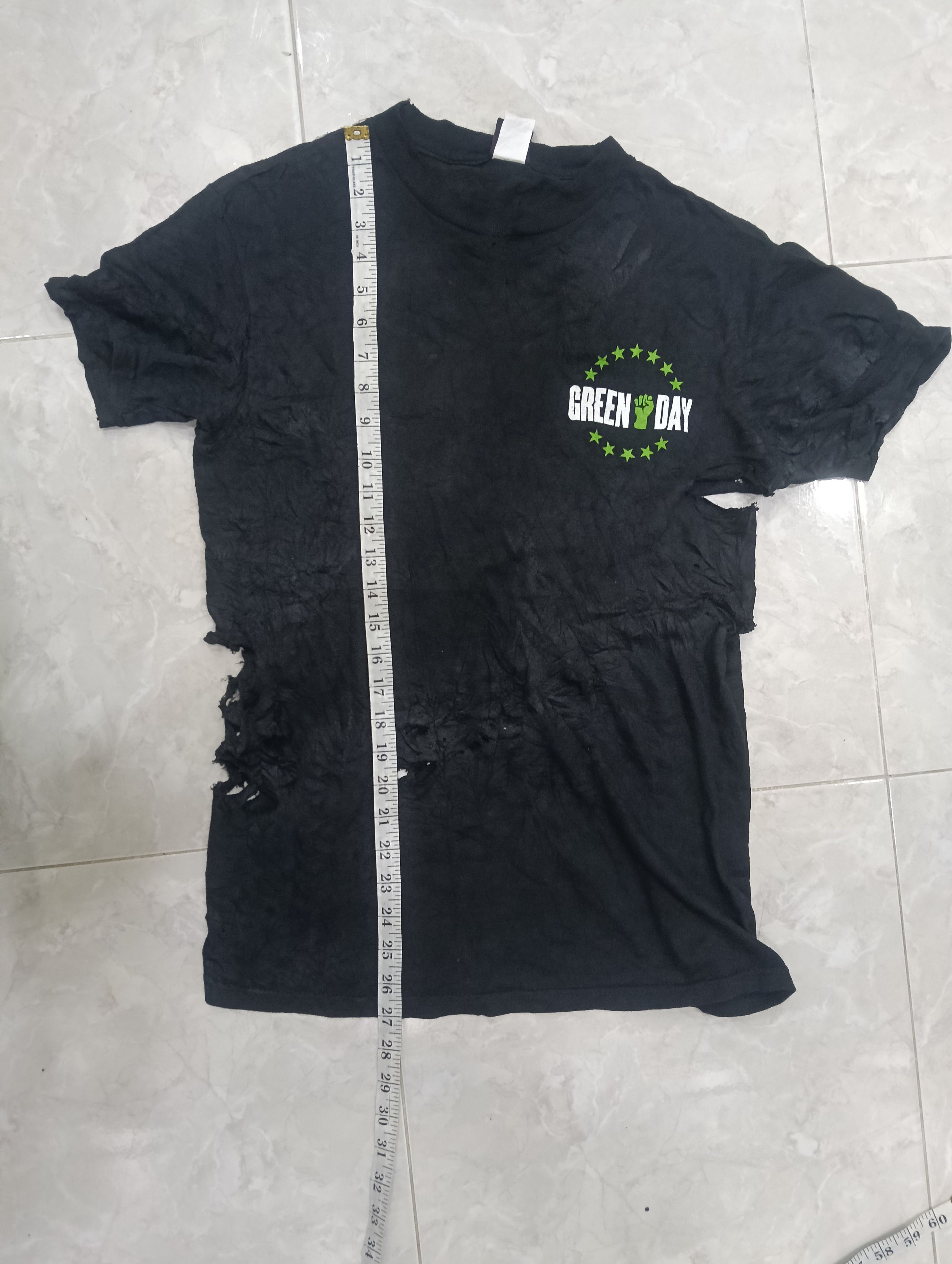 Band Tees Vintage Thrashed Y2K Green day American Idiot Size US S / EU 44-46 / 1 - 14 Thumbnail