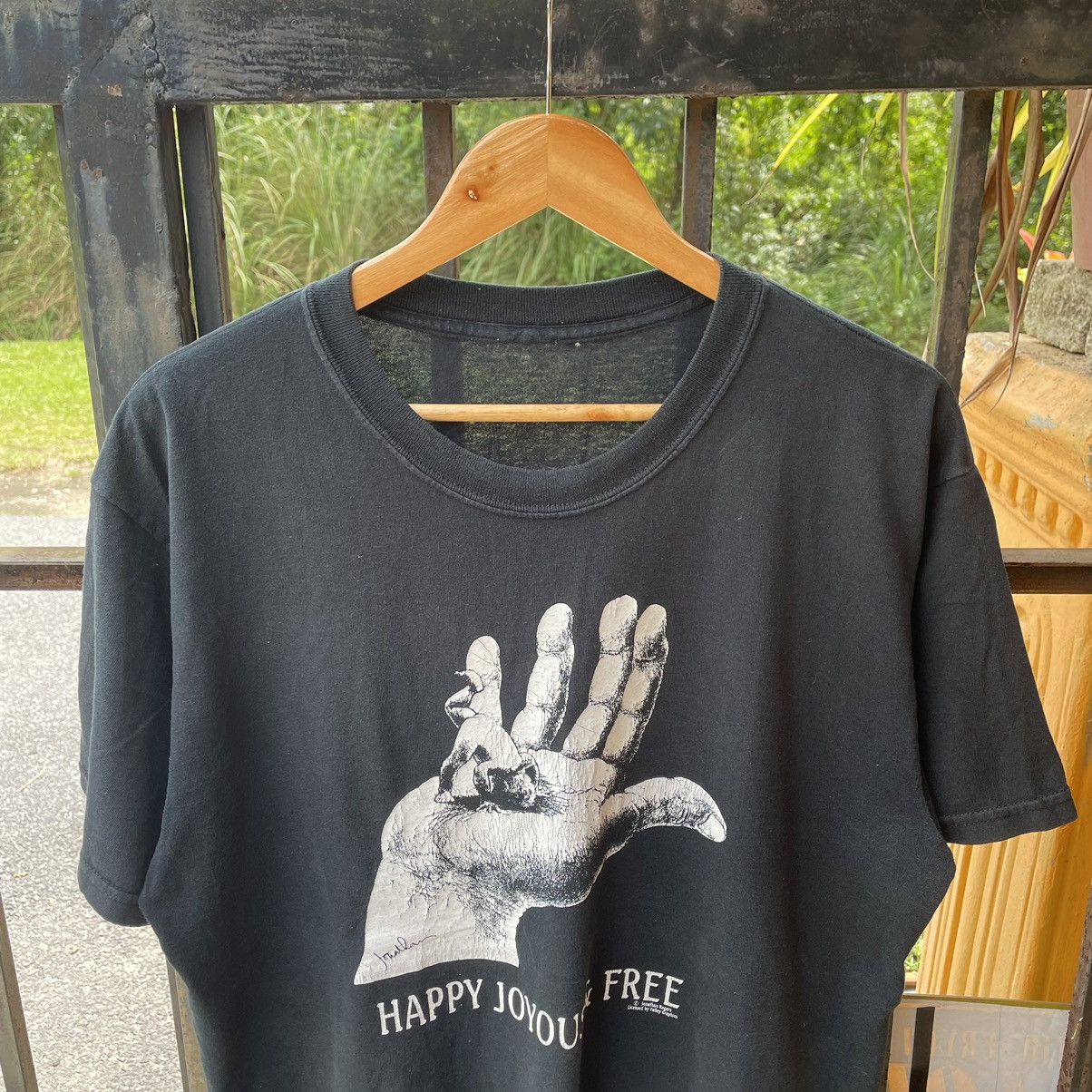 Vintage 🔥🔥Vintage Y2K Jonathan Rogers Happy Joyous Promo Tee Size US L / EU 52-54 / 3 - 3 Thumbnail