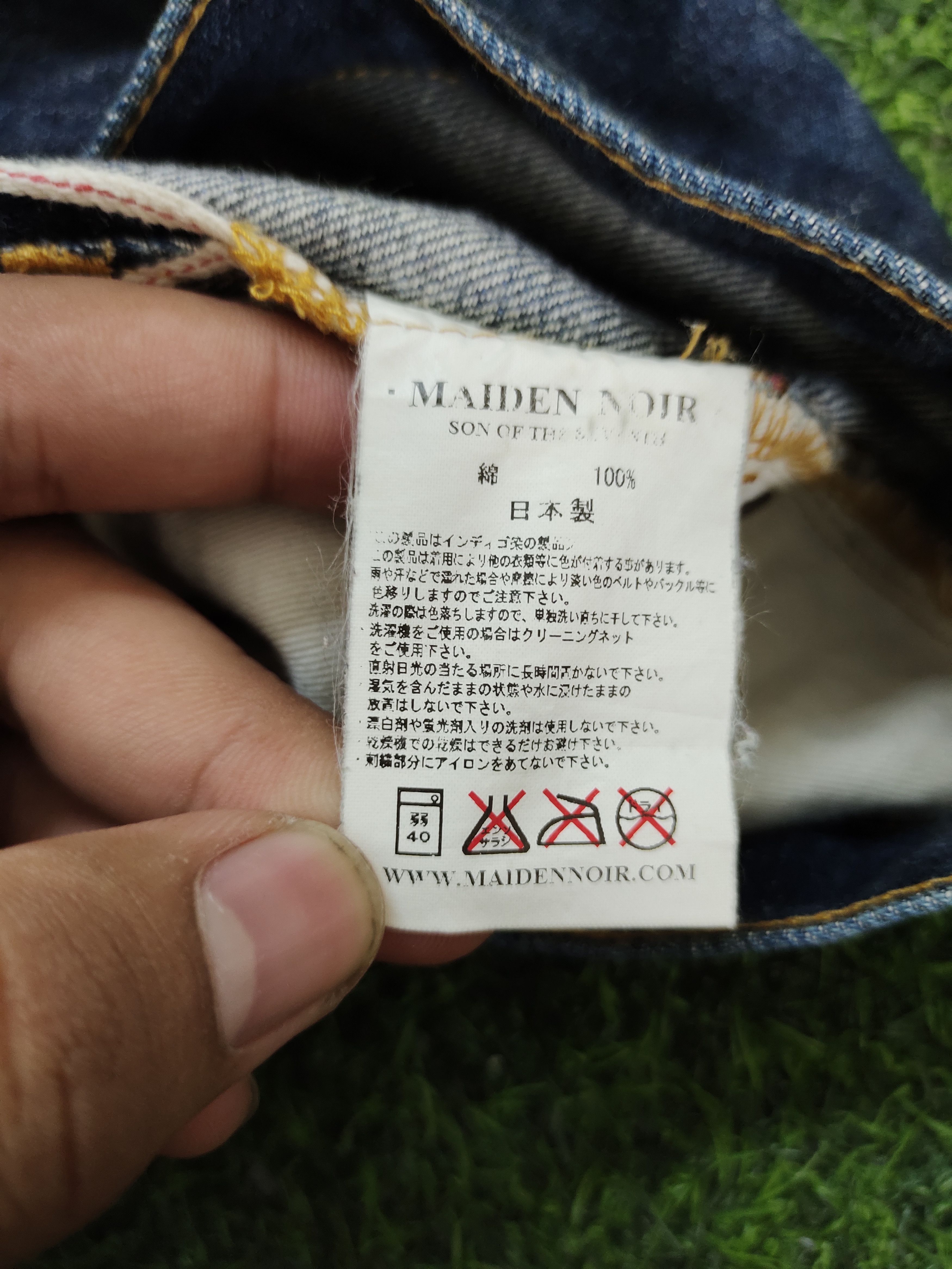 Helmut Lang Maiden Noir Japan Slim Fit Selvedge Jeans Helmut Lang Style Size US 30 / EU 46 - 21 Thumbnail