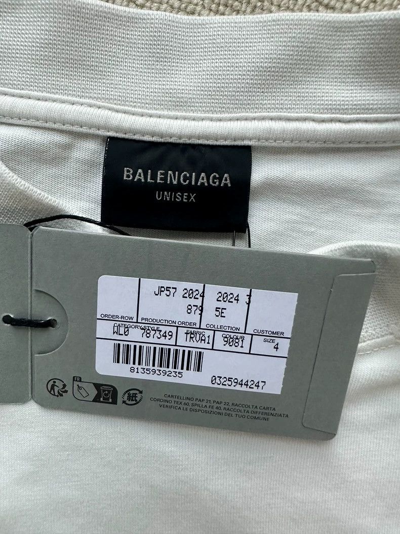 Balenciaga Balenciaga size 4 Reverse letter short sleeve Size US M / EU 48-50 / 2 - 4 Thumbnail