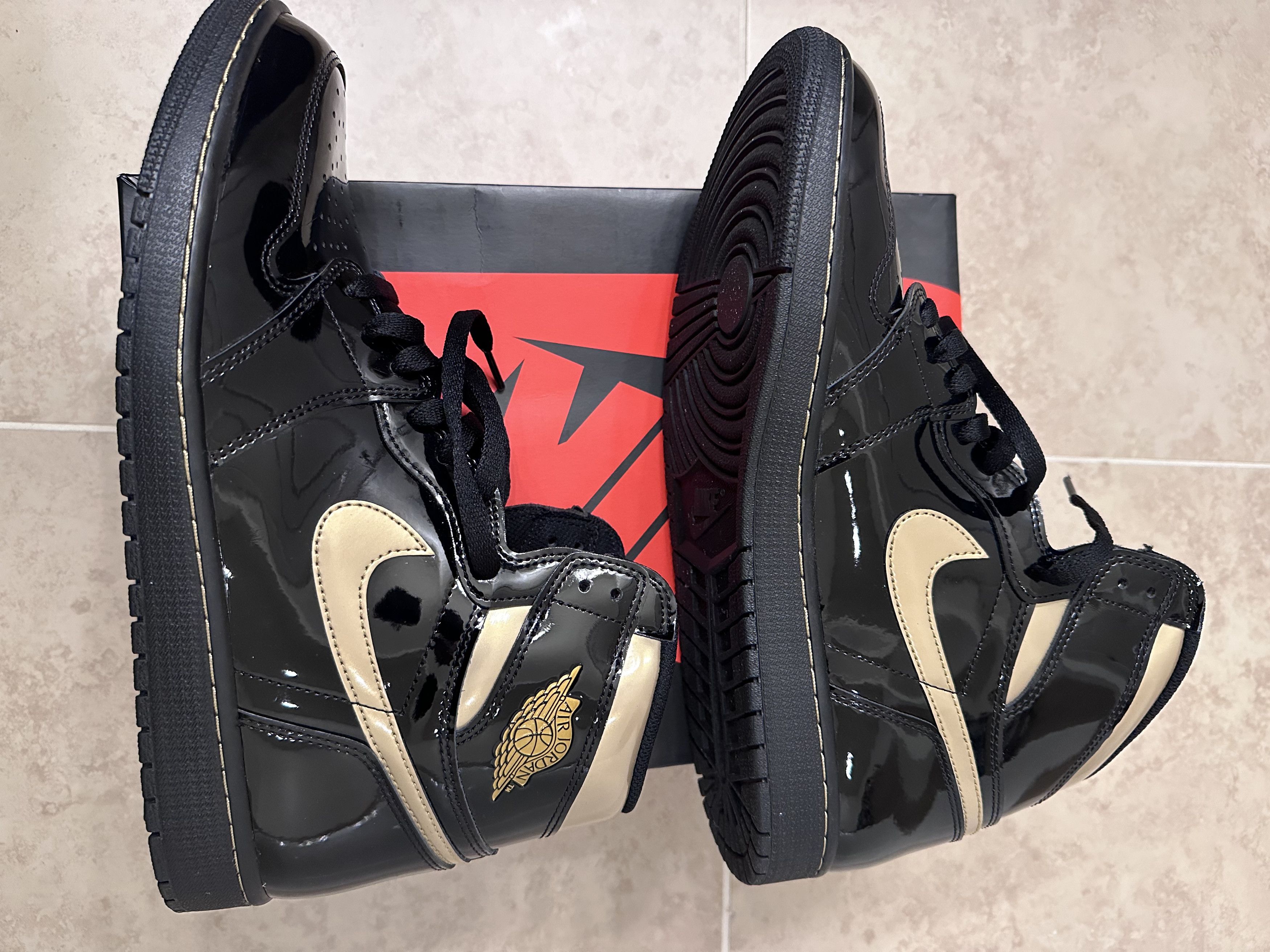 Jordan Brand Jordan 1 Black Metallic Size US 13 / EU 46 - 4 Thumbnail