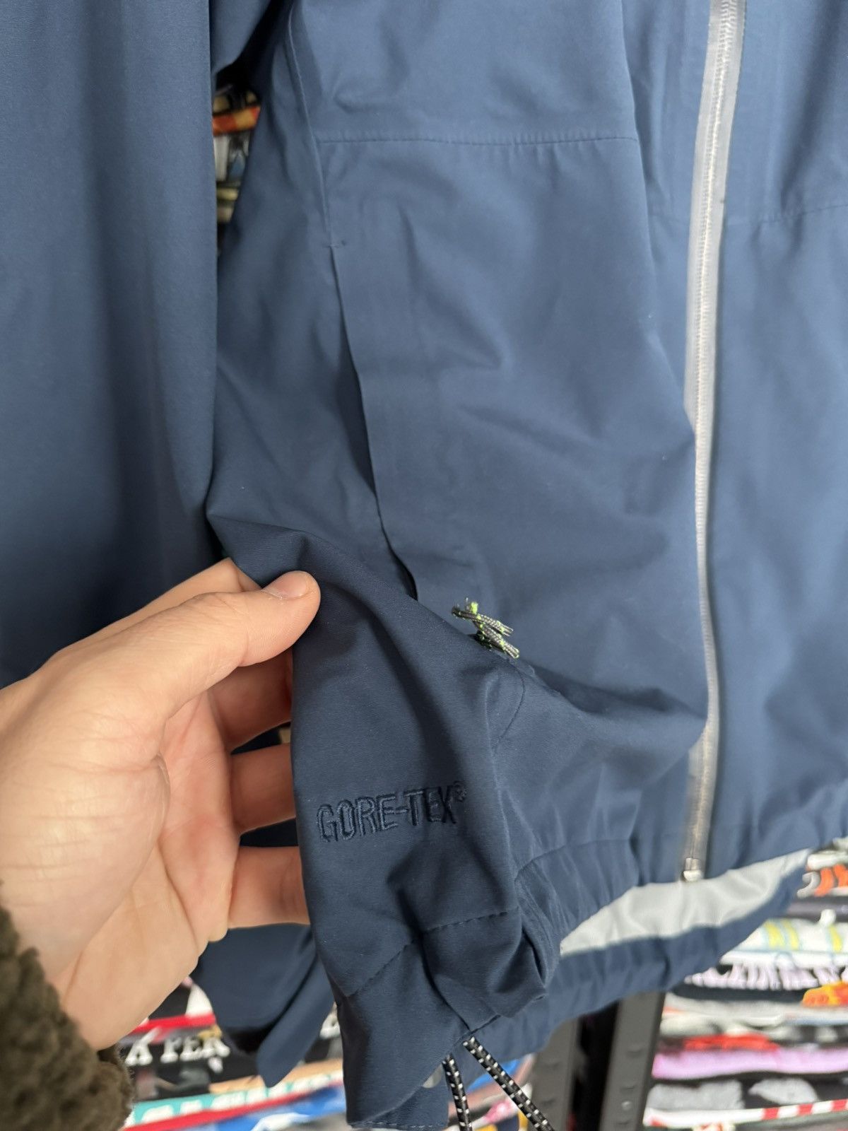 Arc'teryx Arc’teryx gore-tex light waterproof jacket Size US XL / EU 56 / 4 - 6 Thumbnail