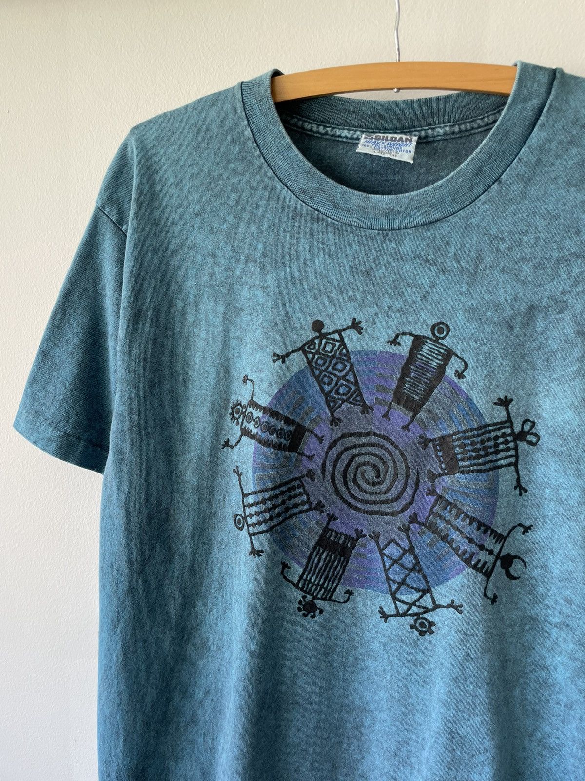 Vintage Vintage 90s Teal Native Tribe Graphic tee Size US L / EU 52-54 / 3 - 2 Thumbnail