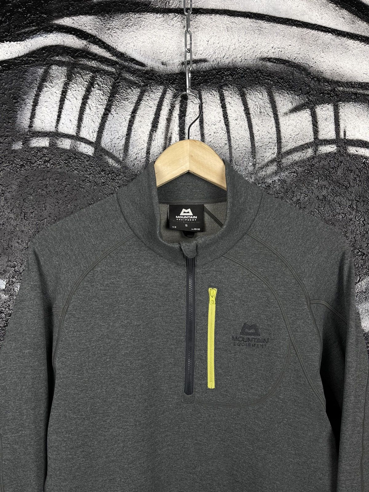 Mountain Equipment Mountain Equipment Integrity Zip Tee Men’s Size S Size US S / EU 44-46 / 1 - 3 Thumbnail