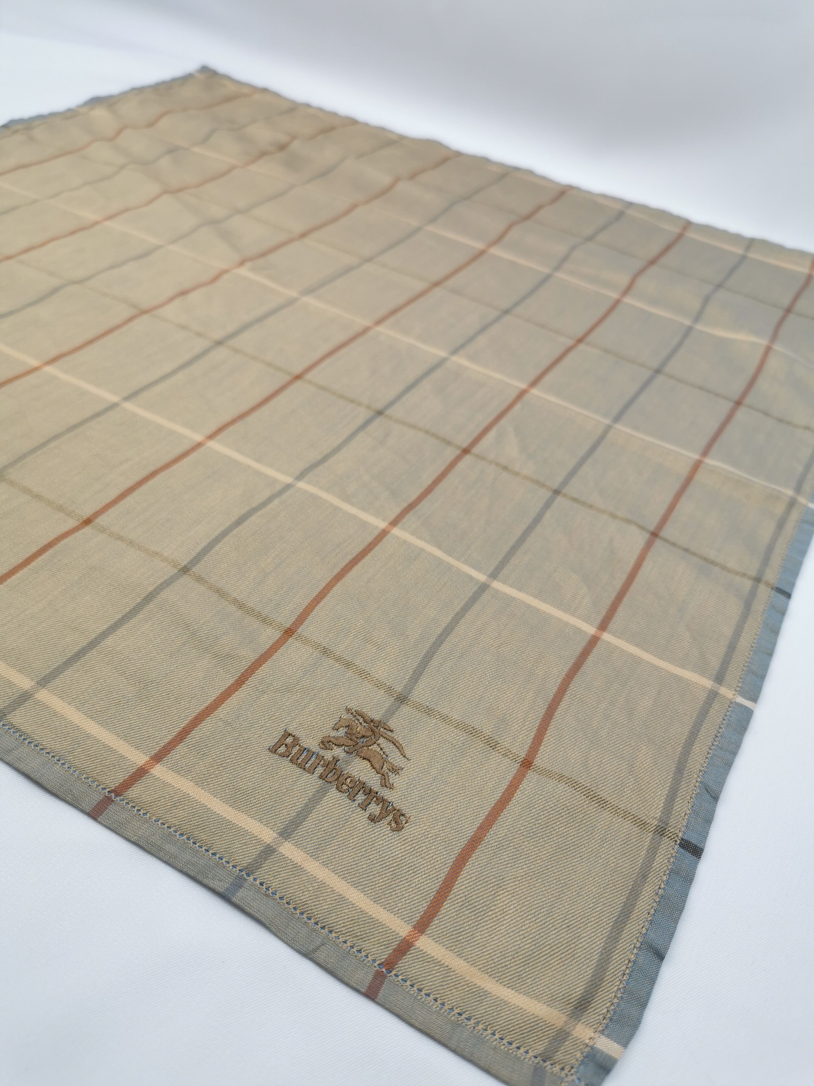 Burberry × Vintage Burberry handkerchief / bandana / neckerchief Size ONE SIZE - 3 Thumbnail