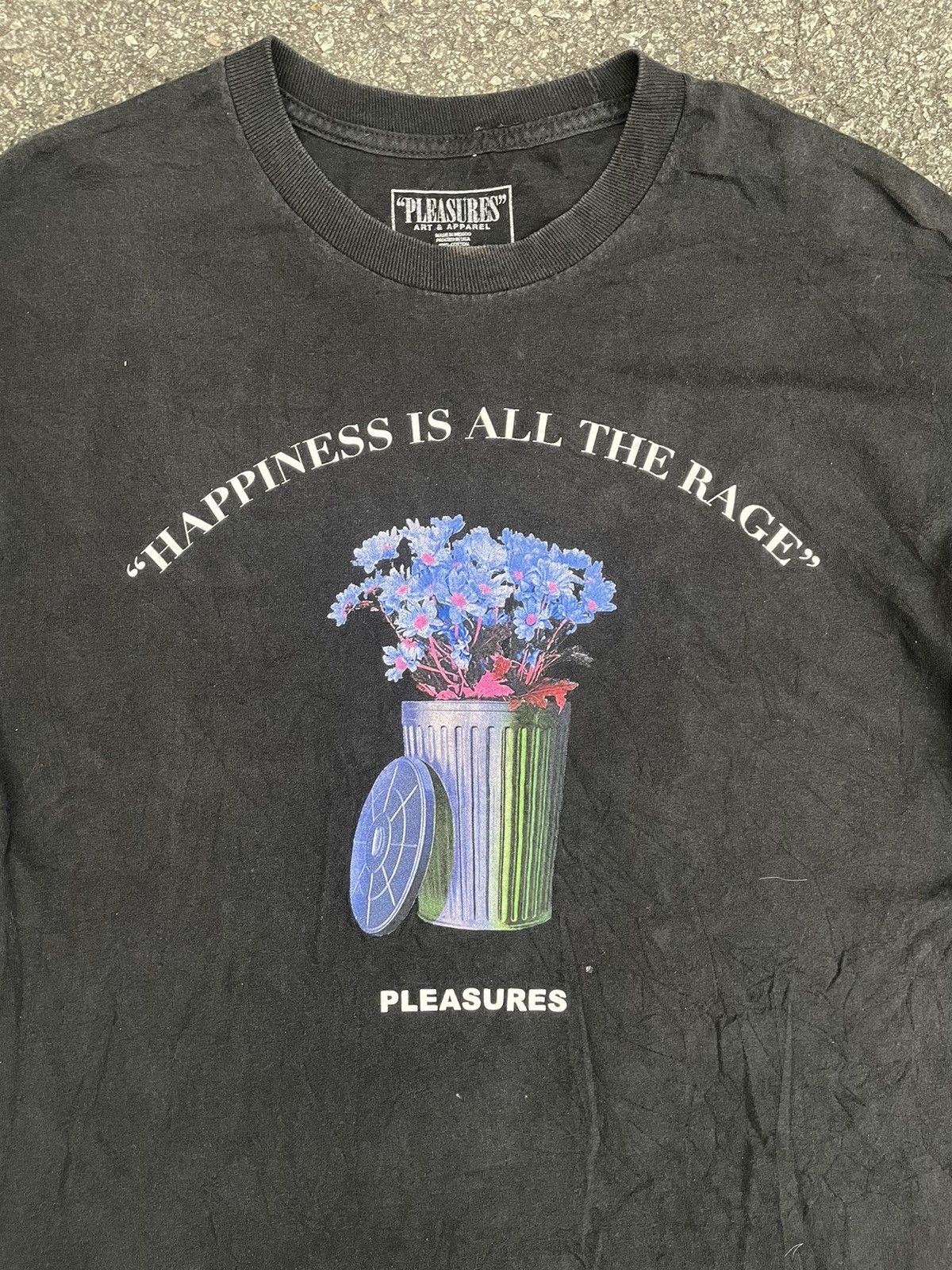 Pleasures "Happiness is all the rage" Size US L / EU 52-54 / 3 - 2 Thumbnail