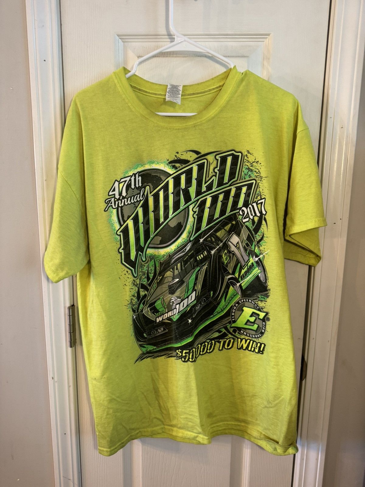 Gildan World 100 race car tee Size US XL / EU 56 / 4 - 1 Thumbnail