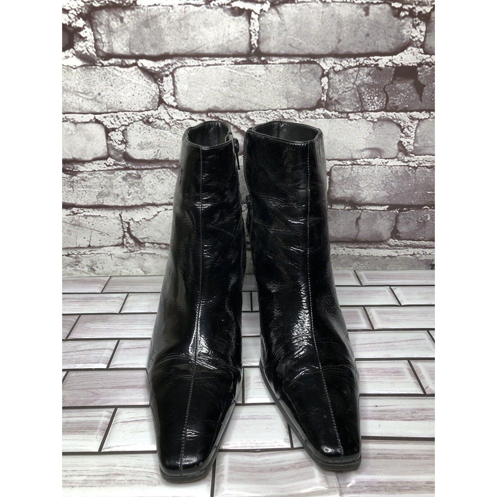 Aigner Etienne Aigner Filly Black Patent Leather Side Zipper Heel B Size US 9.5 / IT 39.5 - 18 Thumbnail