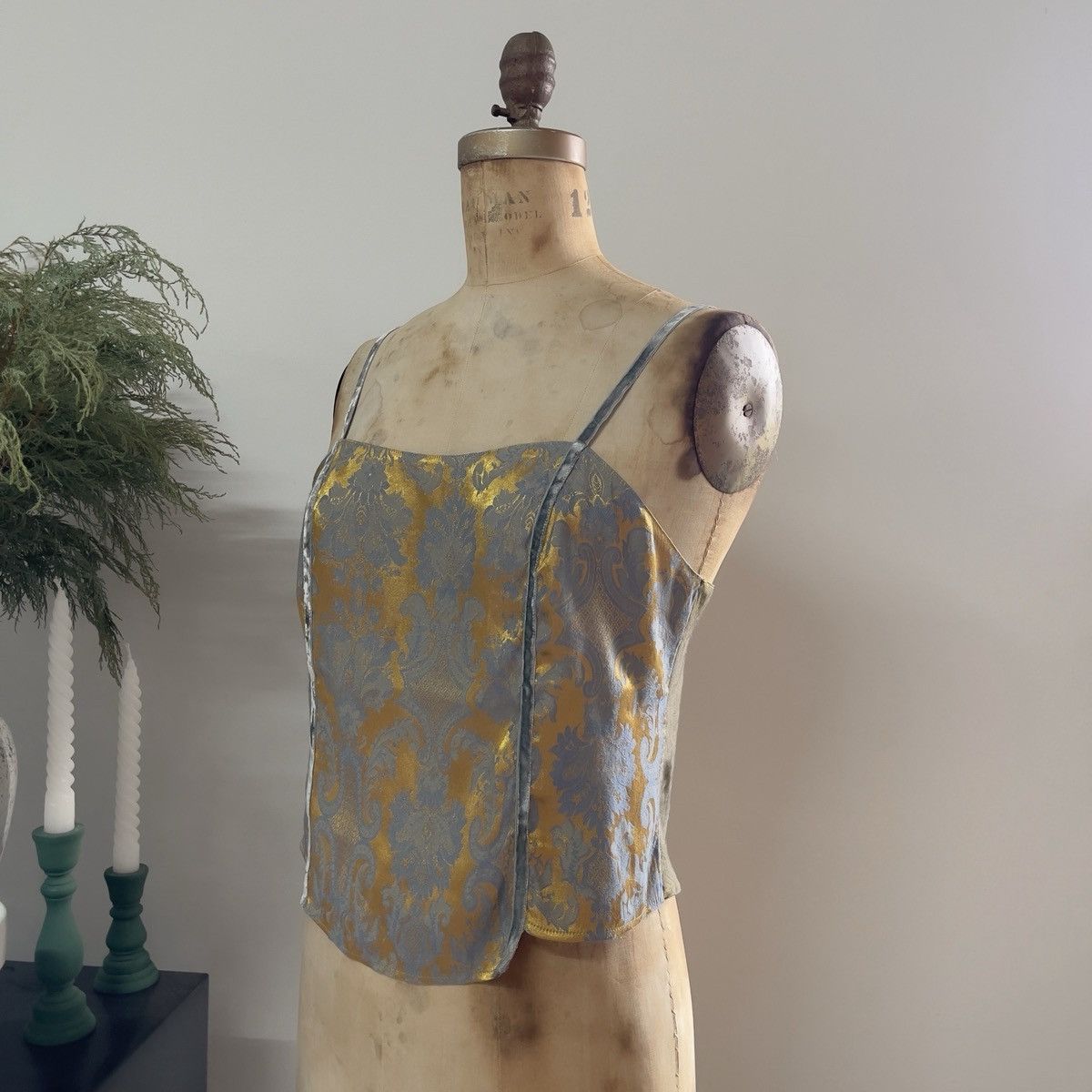 Victoria's Secret Victoria’s Secret 1990s Jacquard Damask Camisole (S) Size S / US 4 / IT 40 - 8 Thumbnail