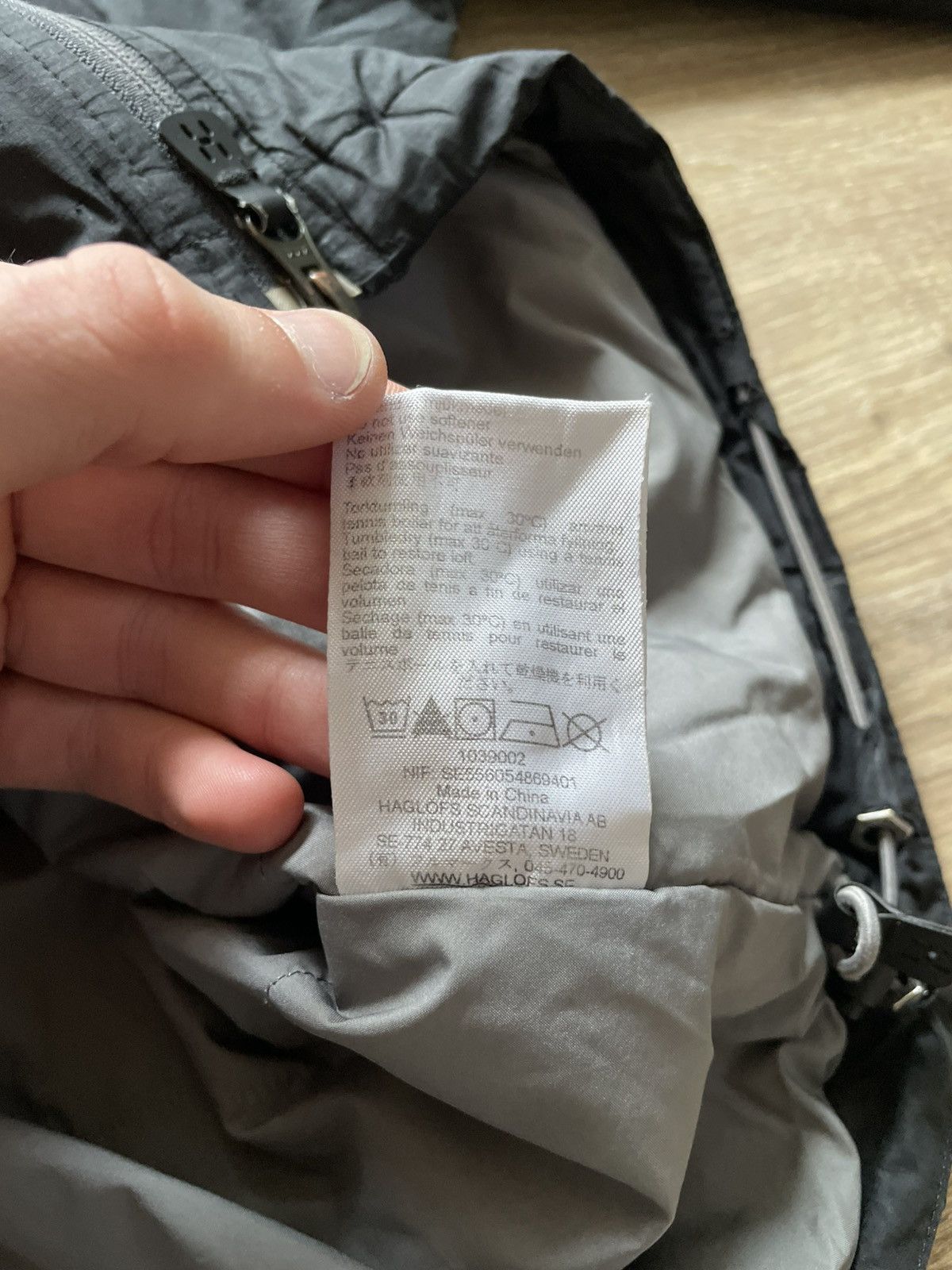 Haglofs Vintage Haglofs Black Outdoor Zip Jacket Mens Size US S / EU 44-46 / 1 - 18 Thumbnail