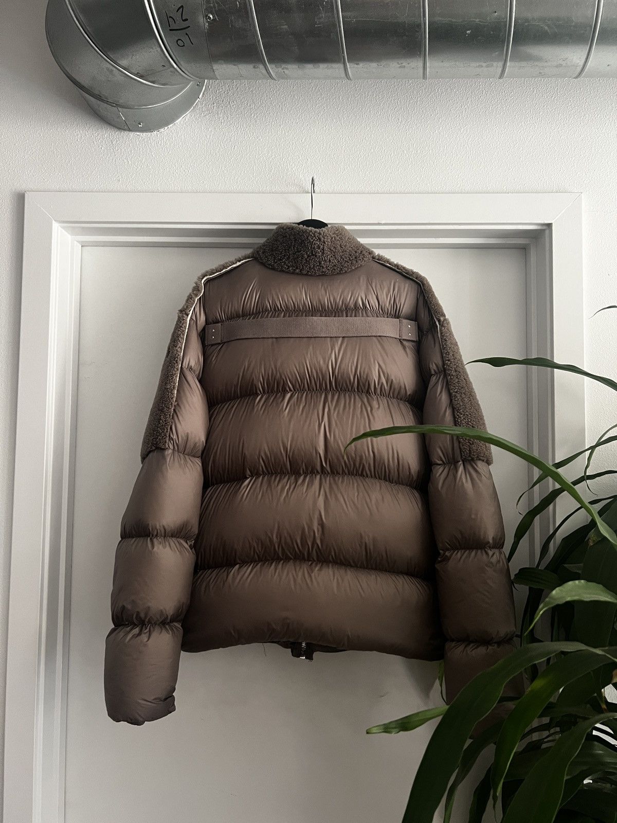 Moncler × Rick Owens Rick Owens x Moncler - Dust Shearling Coyote Jacket Size US M / EU 48-50 / 2 - 4 Thumbnail