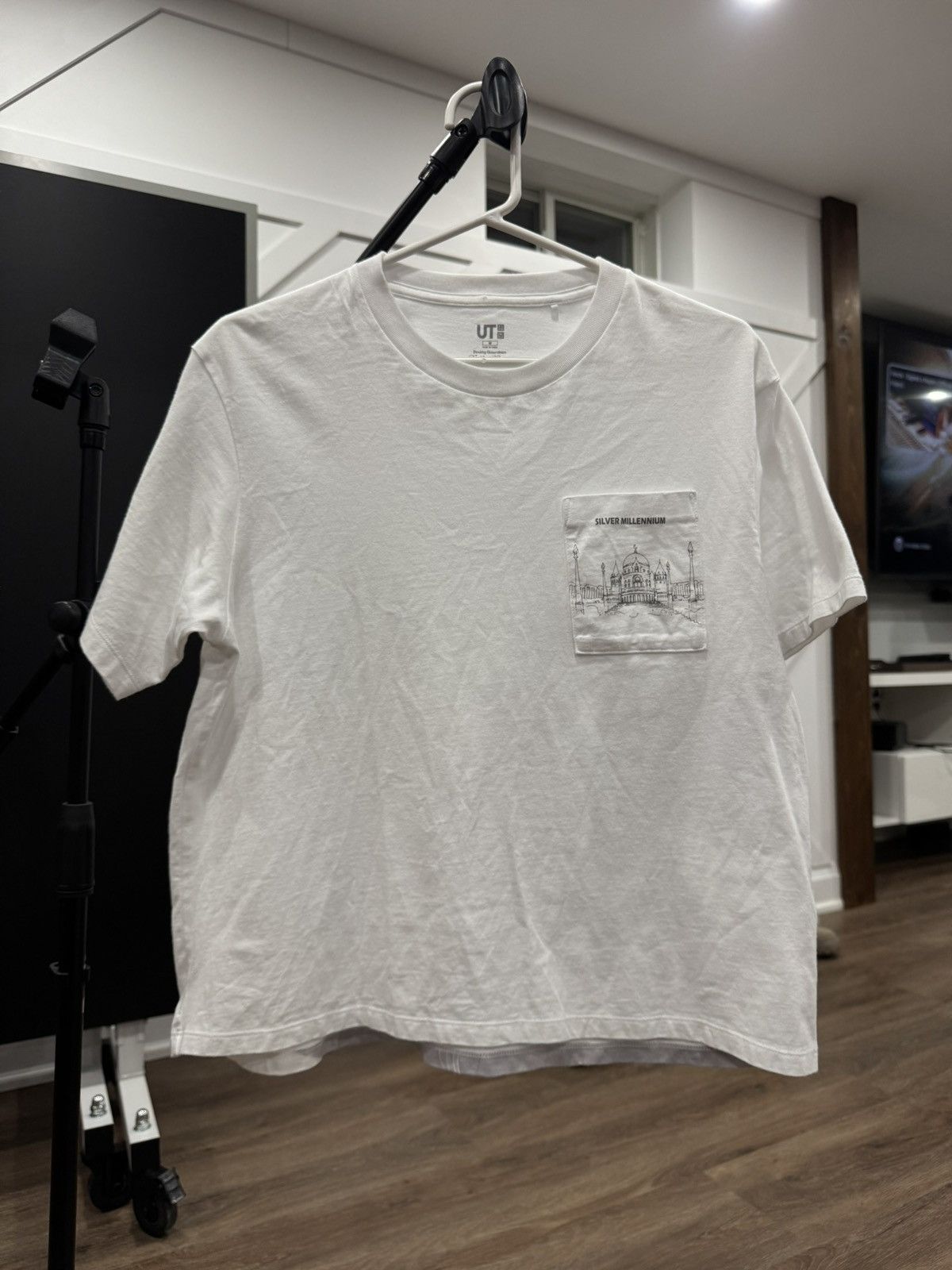Uniqlo Uniqlo UT × Pretty Guardian Sailor Moon “Silver Millennium” Size US S / EU 44-46 / 1 - 8 Thumbnail