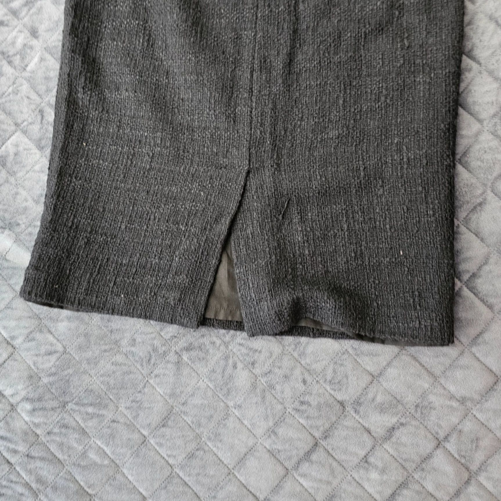 White House Black Market White House Black Market Skirt Black Sz 8 Lined Pencil Straight Back Zip Size 30" / US 8 / IT 44 - 8 Thumbnail